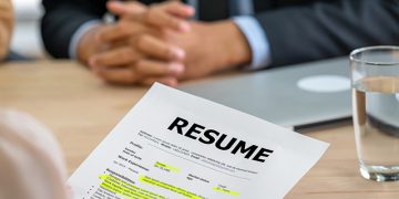 “रीझ्युम (Resume) बनवायचा मग वाचा ह्या टिप्स!”