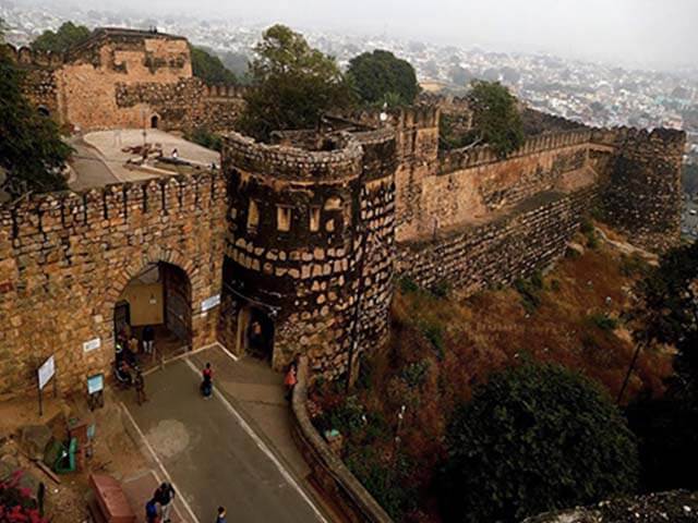 Jhansi Fort Information in Marathi