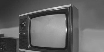 TV cha Shodh Koni Lavla